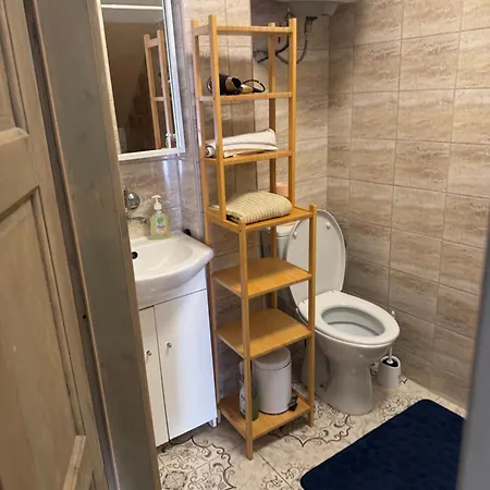 Apartment Family&friends Lovely House In Punat
